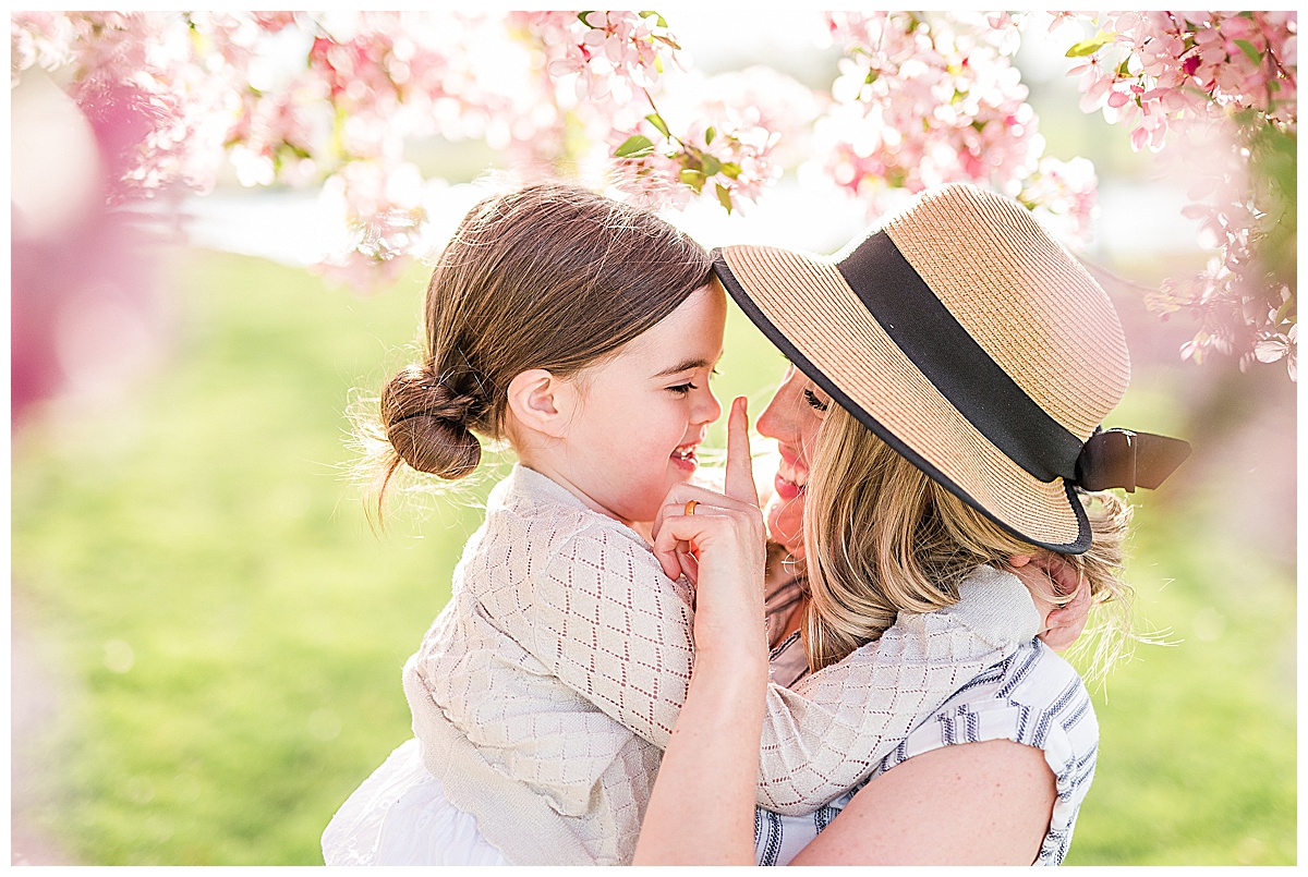 spring mother daughter pictures