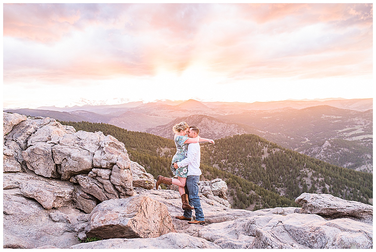 Lost Gulch Overlook engagement pictures
