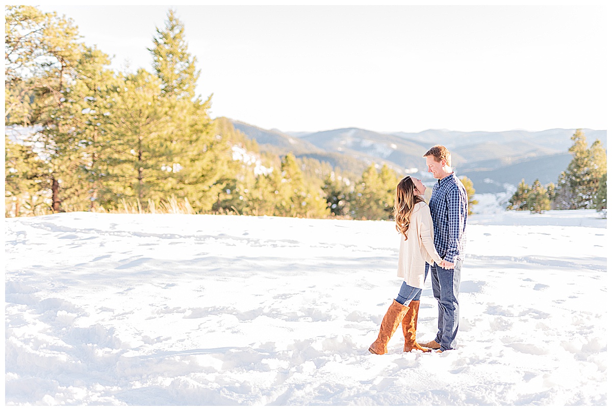 Colorado winter engagement pictures